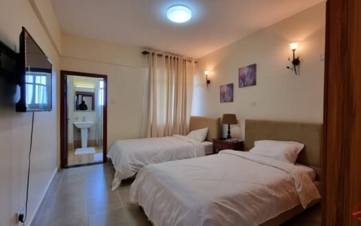 FULLY FURNISHED 4BR + SQ TO LET IN LAVINGTON. 7 BEDS, Each room with own Tv.