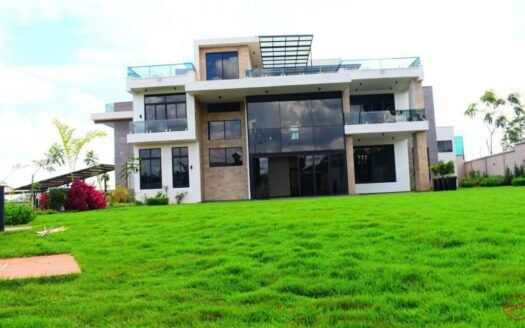 Runda Smart Home For Sale Sitting on 0.6 Acre Land Ksh. 250m Only. (SOLD OUT)